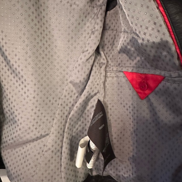 Danier leather jacket - Picture 4 of 7